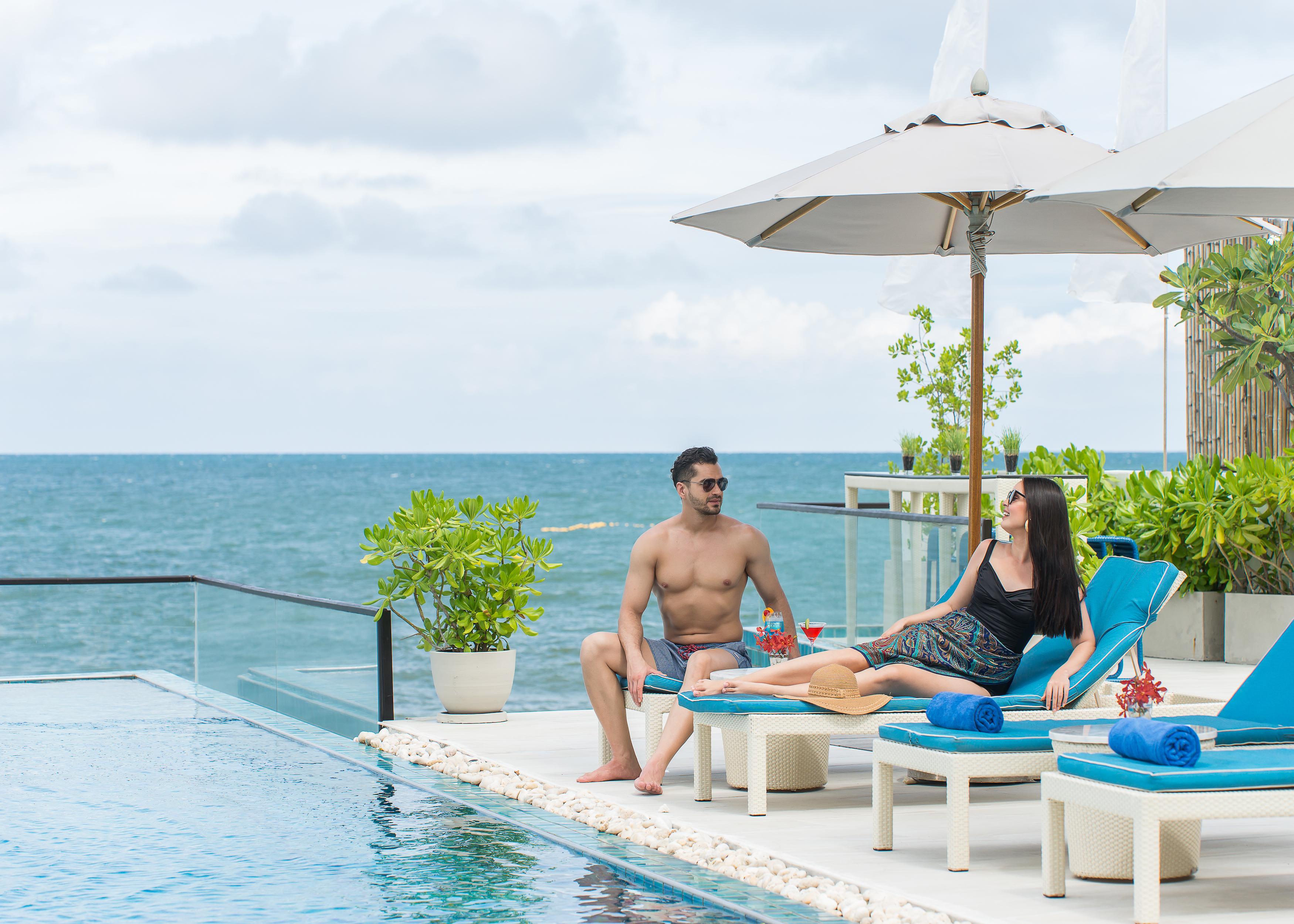 The Rock Hua Hin Beachfront Spa Resort Экстерьер фото