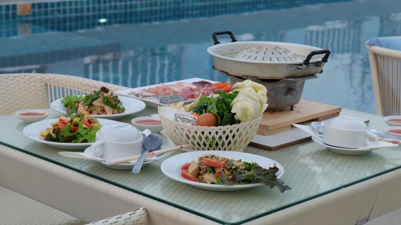The Rock Hua Hin Beachfront Spa Resort Экстерьер фото